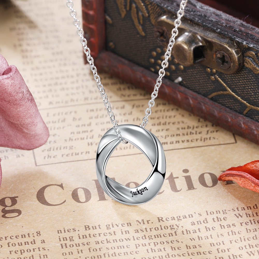 Paar Halskette mit personalisiertem Schriftzug