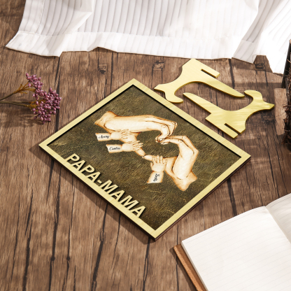 PAPA-MAMA Holz Deko-Personalisierbare 3 Namen Ornament Familie Hand in Hand Holzdekoration für Eltern