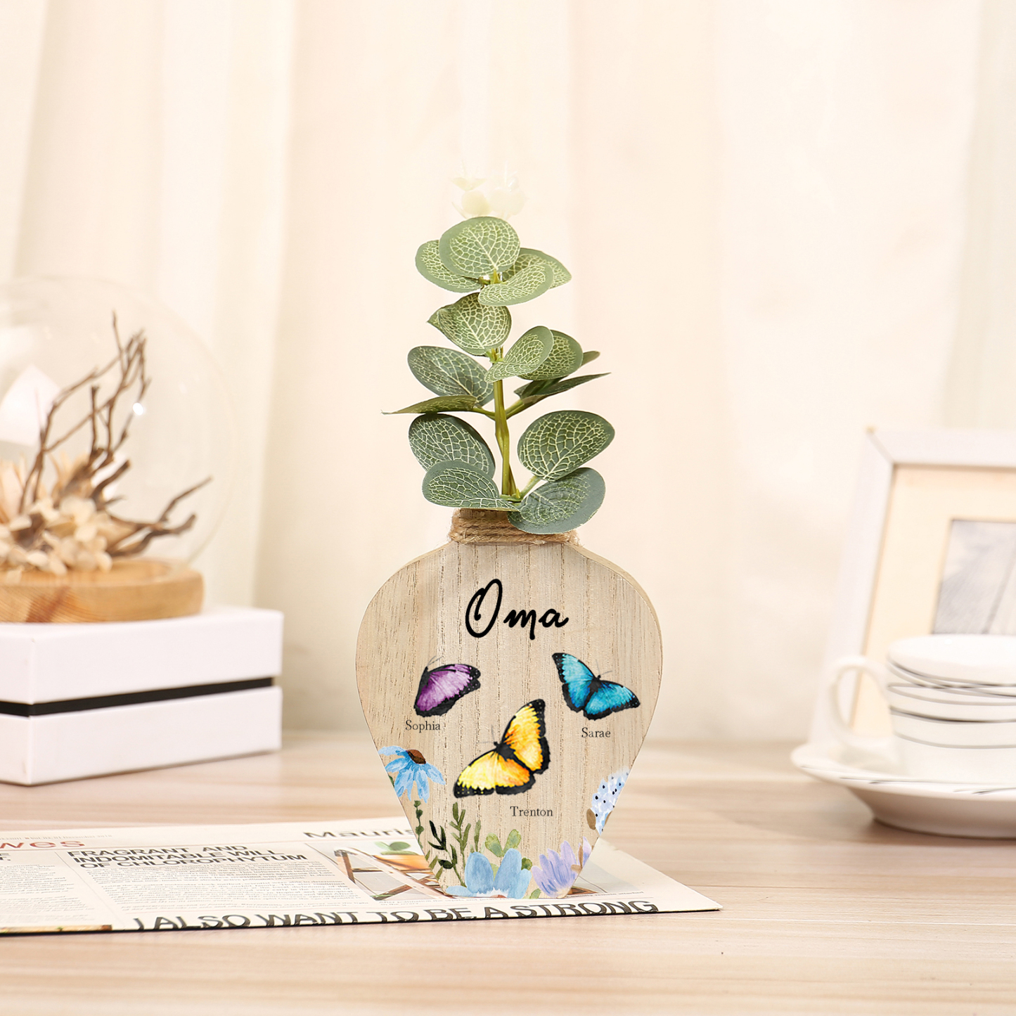 Holz Personalisierter 3 Namen & Text Bunt Schmetterling & Blumen Familie Vase