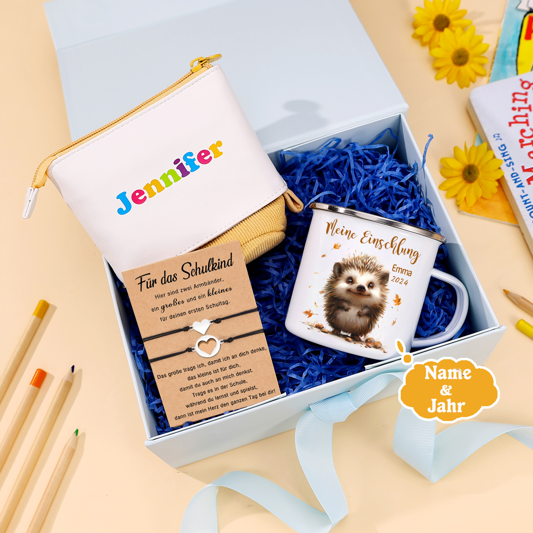 Schulanfang Geschenkset-Personalisierter Name & Jahr Igel Emaille Tasse & Personalisierter Name Stifteetui & Herz Armbänder Set - Geschenk für Schulkind mit Geschenk Box