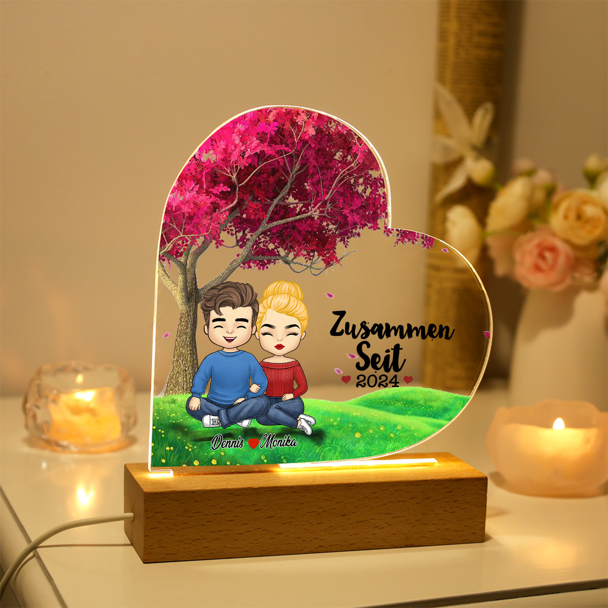 Personalisierte 2 Namen & 1 Text LED Nachtlicht – Herzform Acryl Nachtlampe mit Holzsockel für Familie