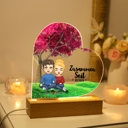Personalisierte 2 Namen & 1 Text LED Nachtlicht – Herzform Acryl Nachtlampe mit Holzsockel für Familie
