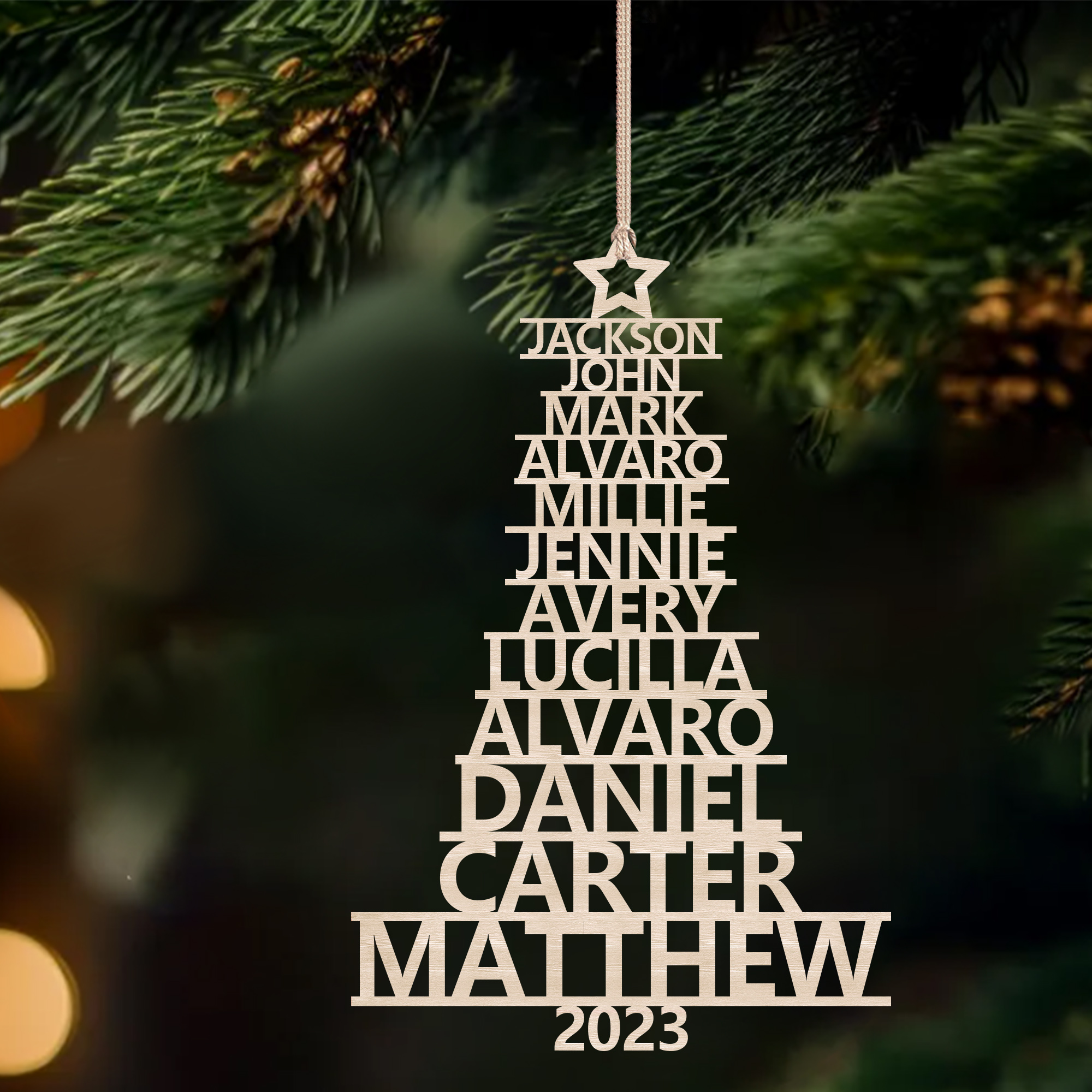 Personalisierte 12 Namen & Jahr Holz Weihnachtsbaum Weihnachtsornament-Weihnachtsbaumornamente Anhänger Ornament