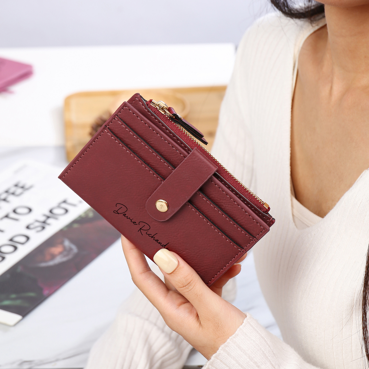 Damen Personalisierter Text & Name & Geburtsblume PU Leder Geldbörse