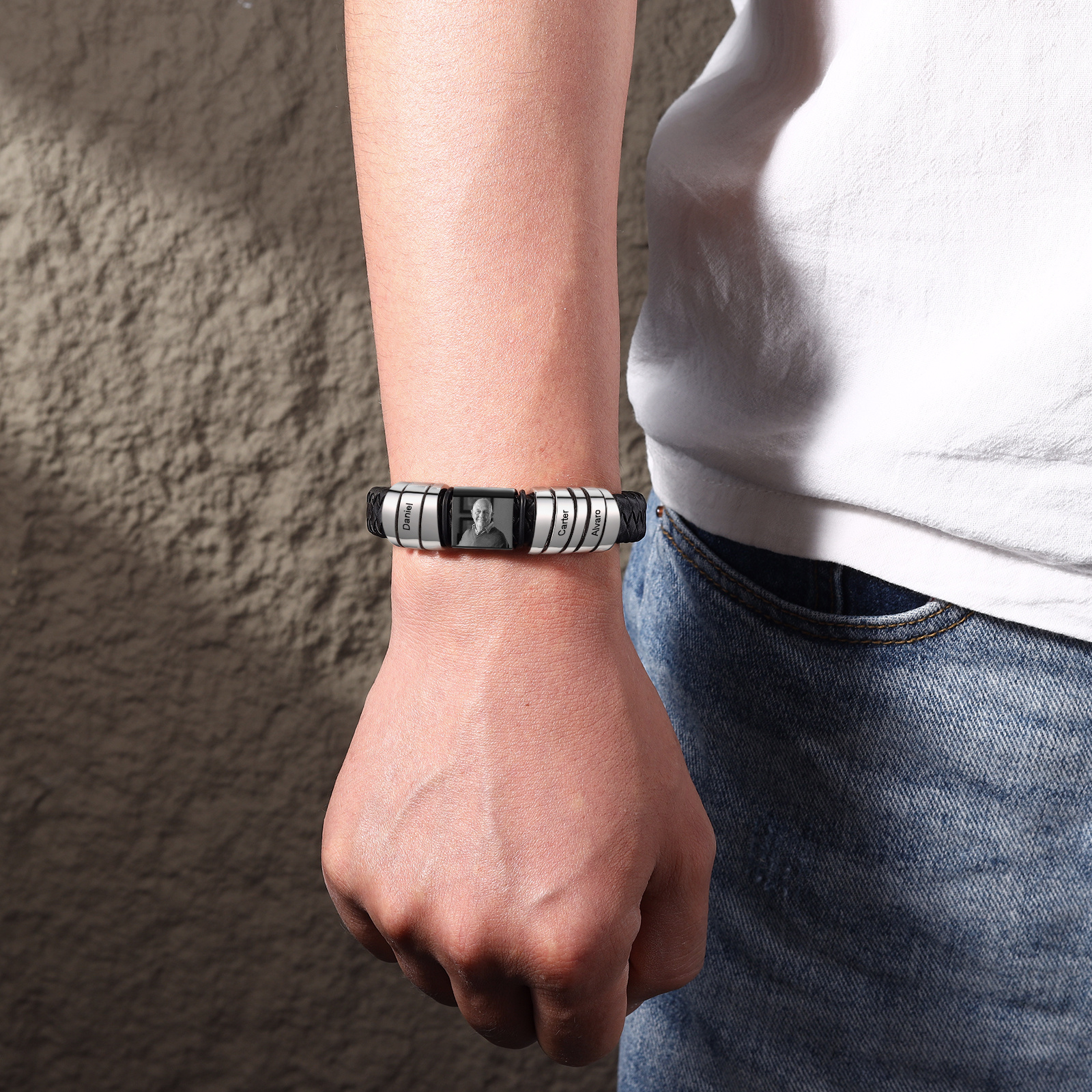 Personalisiertes Lederarmband für Herren – mit Gravur von bis zu 6 Namen & Ihrem Lieblingsfoto – Ein einzigartiges Geschenk