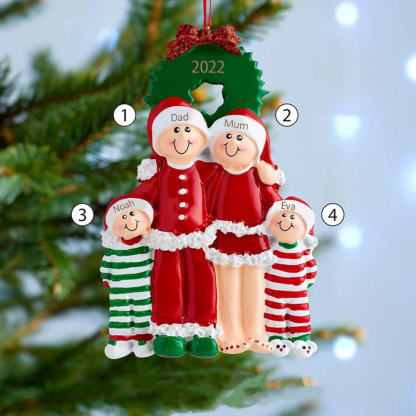 Holz Personalisiertes 6 Namen Jahr Weihnachtsornament Mistel Weihnachtskranz Anhänger mit 6 Familienmitglieder