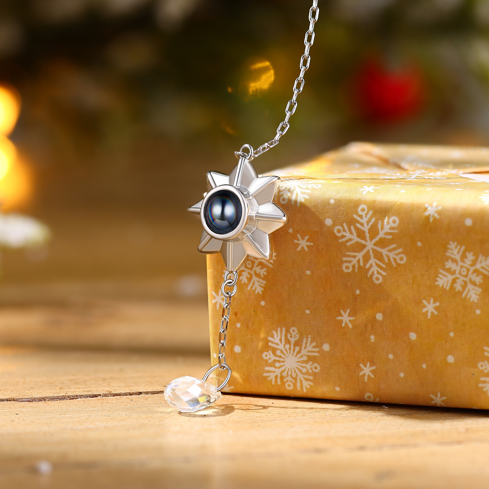 Personalisierter achtzackiger Sternanhänger mit Fotoprojektion zu Weihnachten, Christbaumanhänger, Weihnachtsanhänger, Ornament