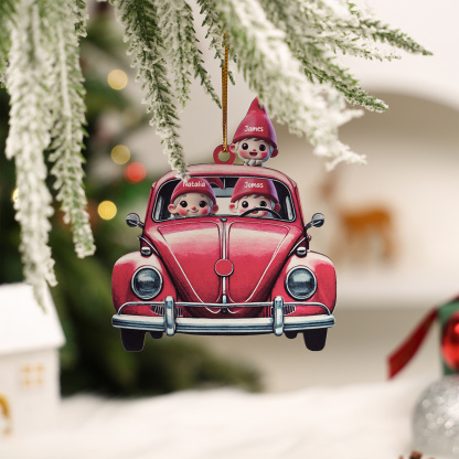 Personalisierter roter Wagen der Elfenfamilie als Weihnachtsschmuck aus Holz