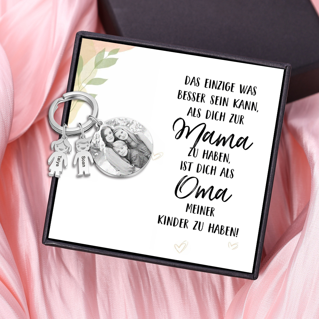 Personalisierte 2 Namen & 1 Foto & 1 Text Schlüsselanhänger-Das Einzige, was besser ist, ist dich als Oma meiner Kinder zu haben-Geschenk mit Nachrichtenkarte