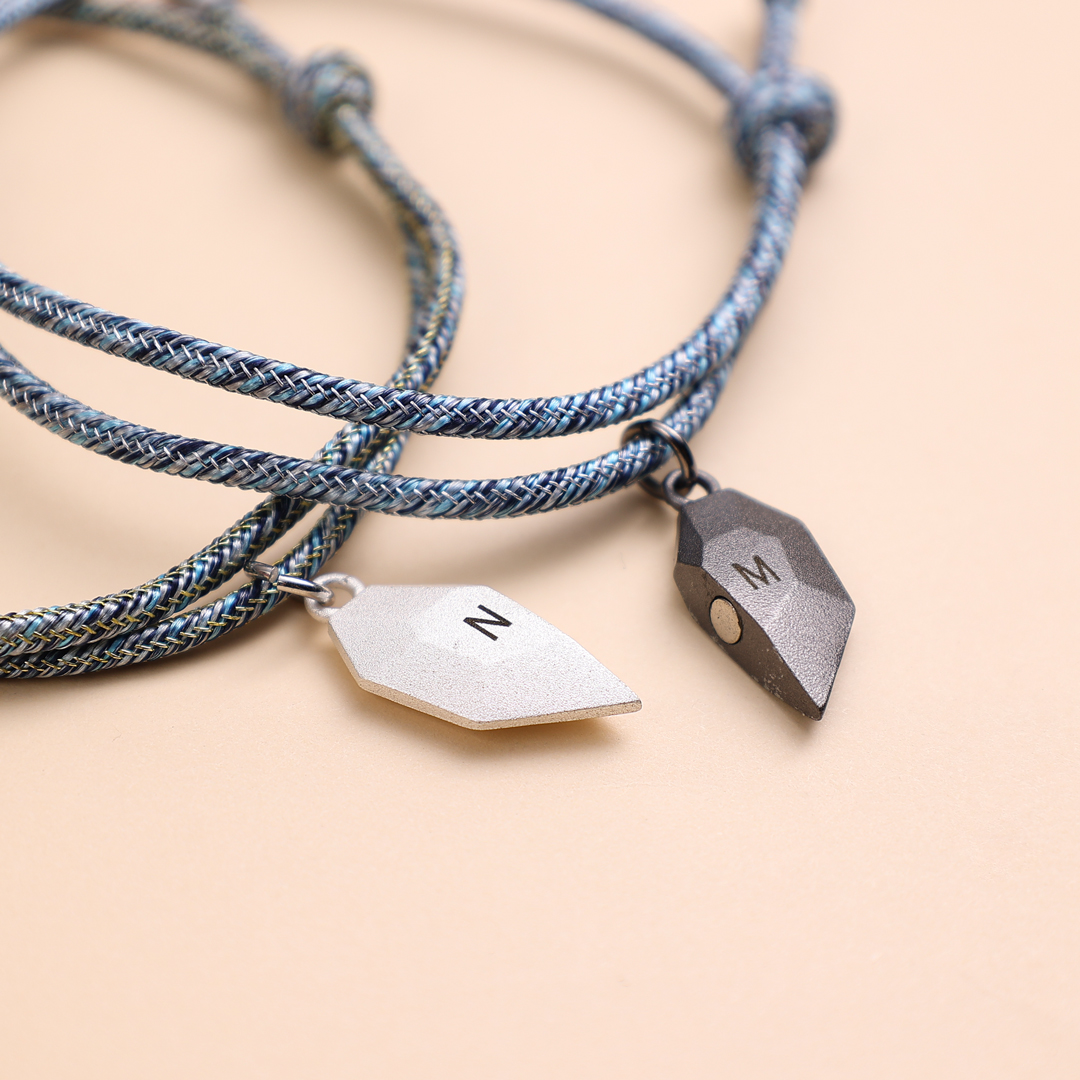 Personalisierte Buchstabe Paar Herz Magnet Armbänder