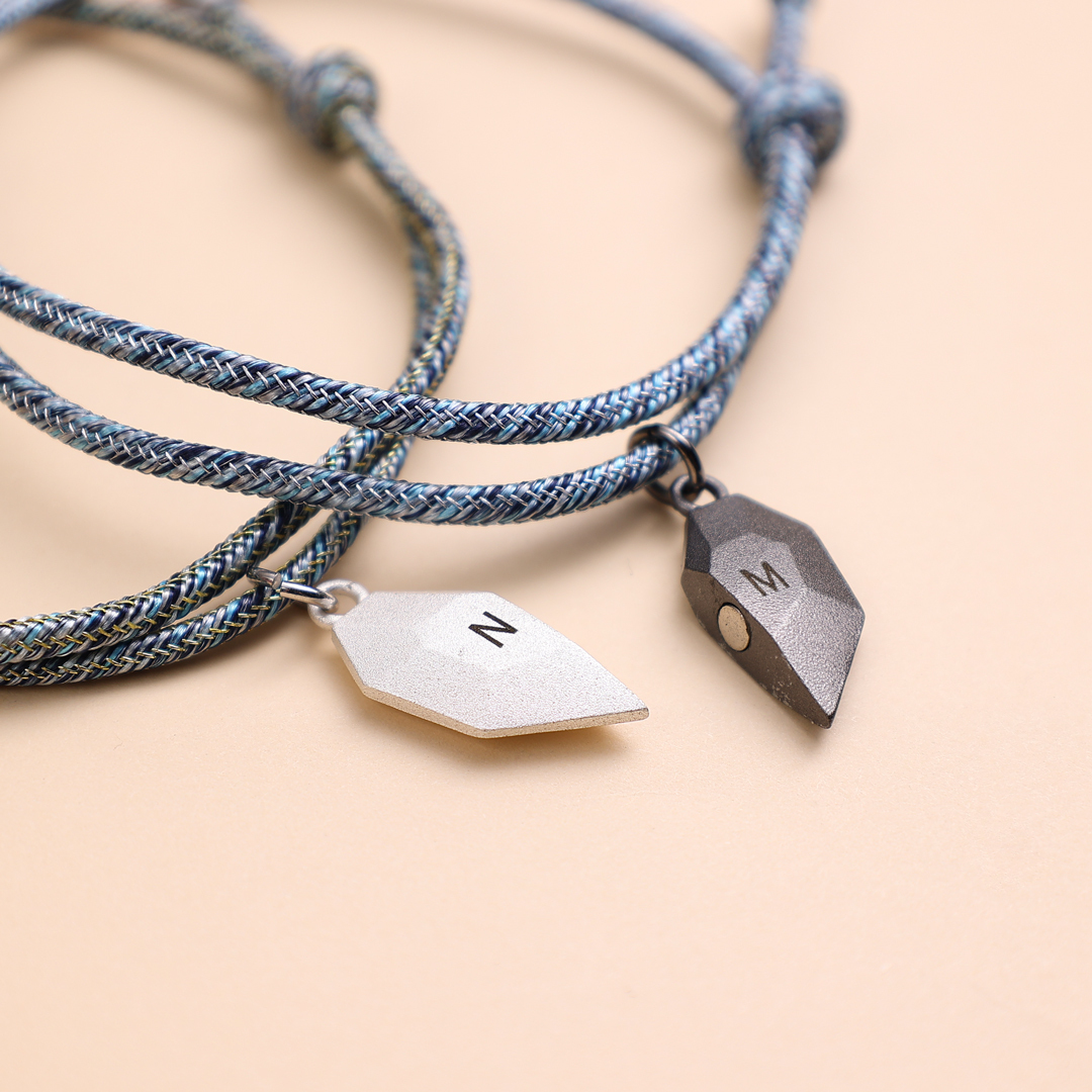 Personalisierte Buchstabe Paar Herz Magnet Armbänder