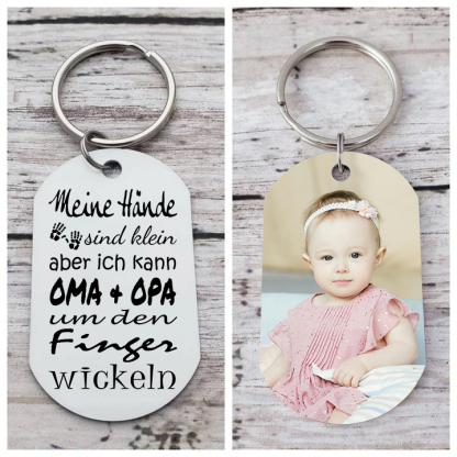 Personalisierbares Foto Schlüsselanhänger-Meine Hände sind klein aber ich kann OMA + OPA um den Finger wickeln-Geschenk für Großmutter und Großvater