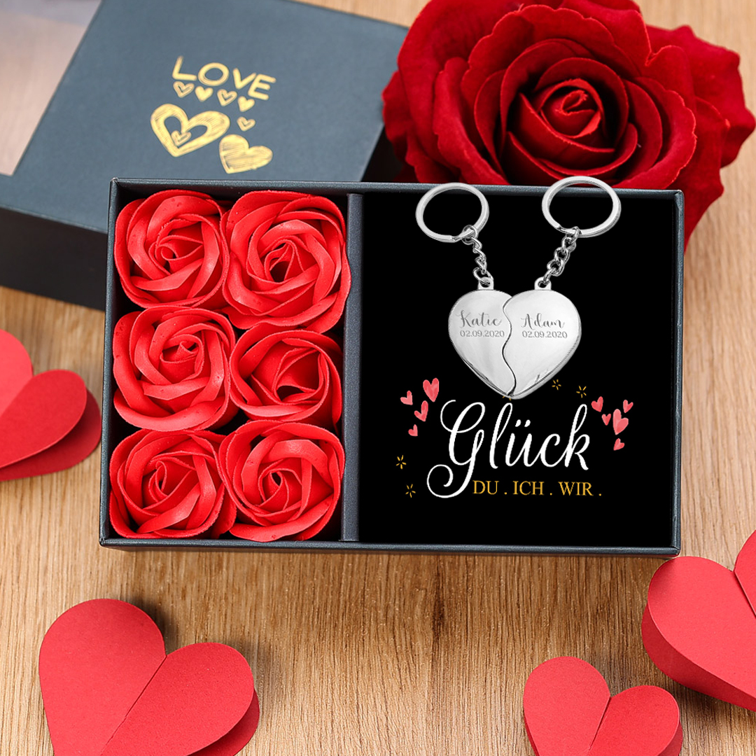 Kettenmachen Personalisierbare 2 Namen & Datum Herz Metall Schlüsselanhänger-Glück, Du, Ich, Wir-Geschenk mit Nachrichtenkarte 14.99