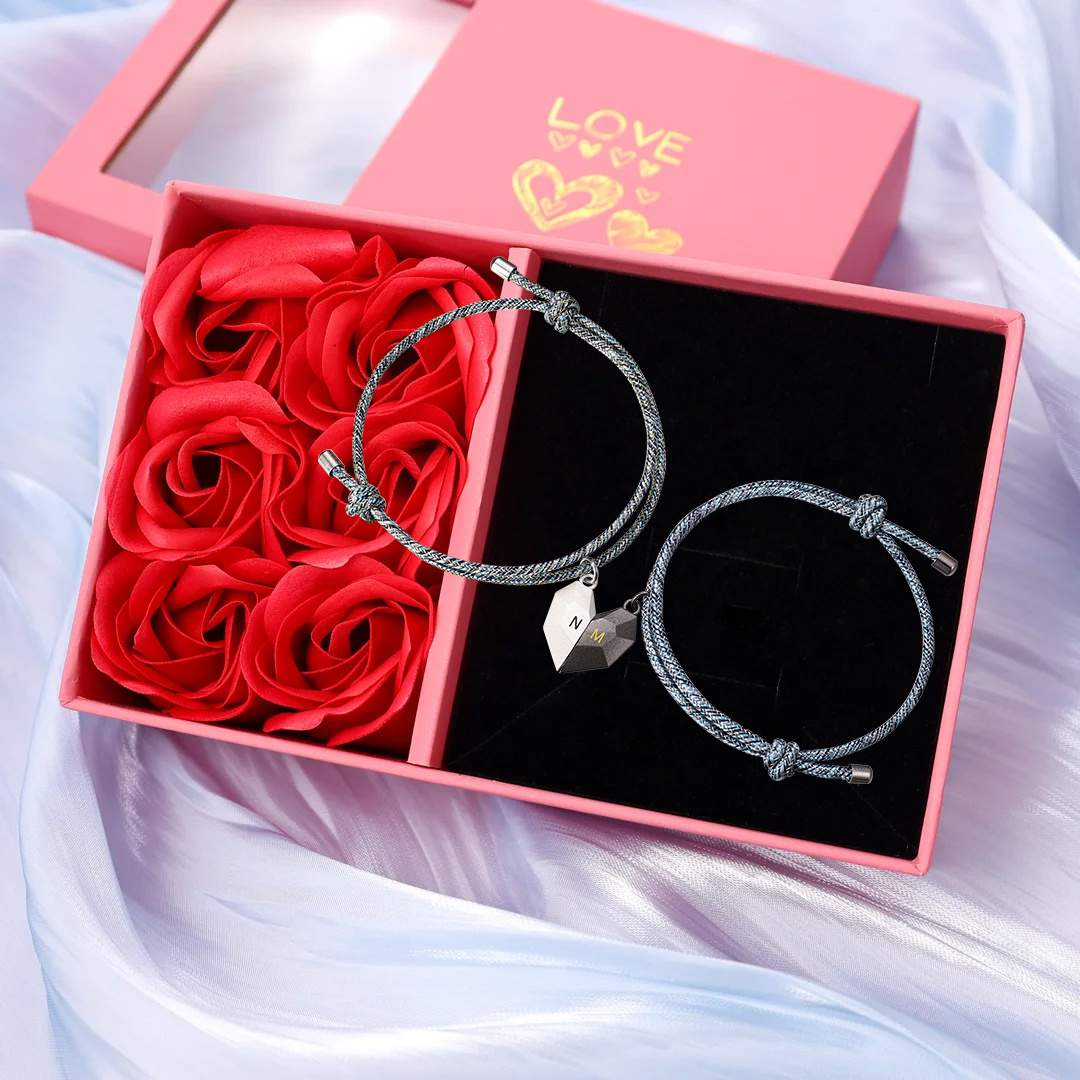 Personalisierte Buchstabe Paar Herz Magnet Armbänder