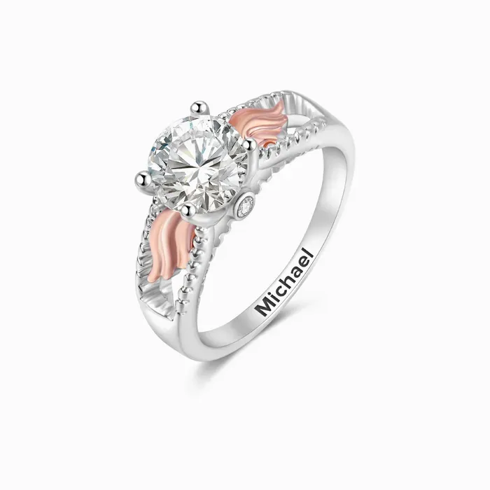 Personalisierter Gedenkring mit Flügeln – Ich bin keine Witwe. Ich bin die Frau eines Mannes mit Flügeln