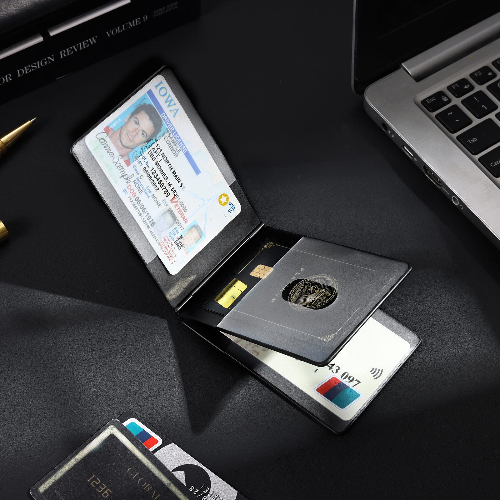 Herren Personalisierte Name & Buchstabe Kreditkarten Etui aus Metall in 3 Farben & 9 Stile