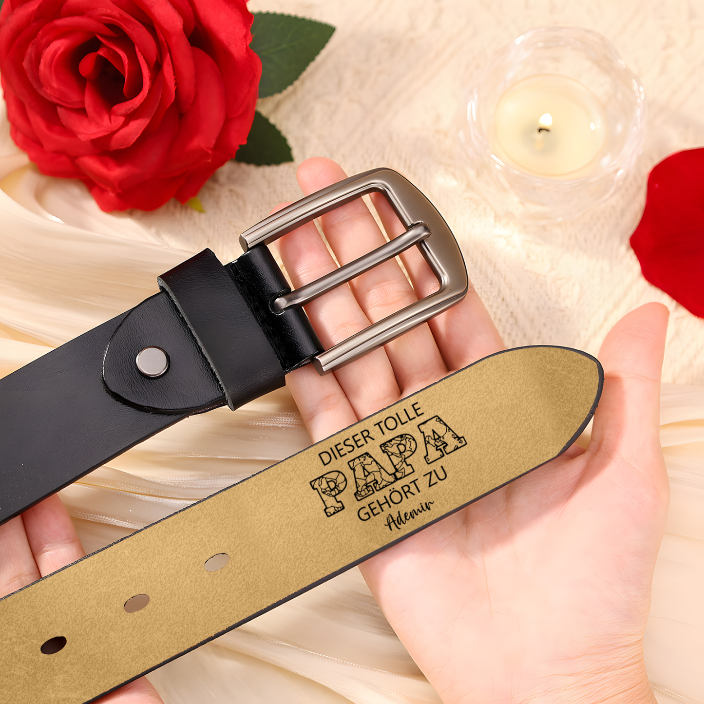 Personalisierter 2 Namen & Buchstabe Schwarz Herren Ledergürtel - DIESER TOLLE PAPA GEHÖRT ZU- Geschenk für Papa