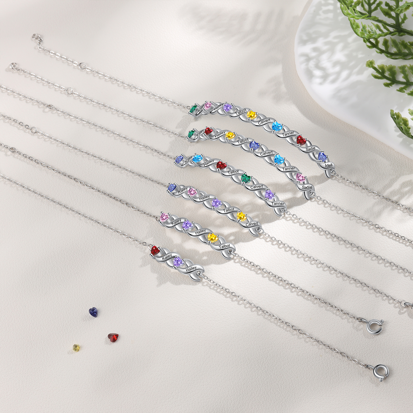 Personalisierter 5 Namen Silbernes Halskette & Armband mit 5 Herz-Geburtssteinen Geschenkbox-Set