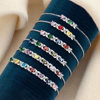 Personalisiertes Herzarmband mit 2-7 Namen & Geburtssteinen