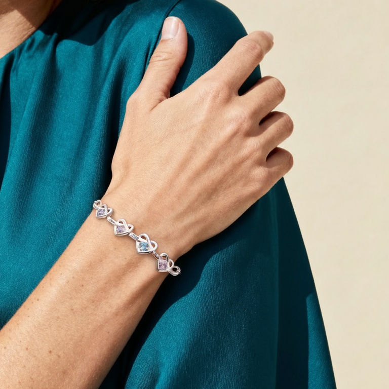 Personalisierte 2-6 Namen & Text Herz Armband mit 2-6 Geburtssteinen