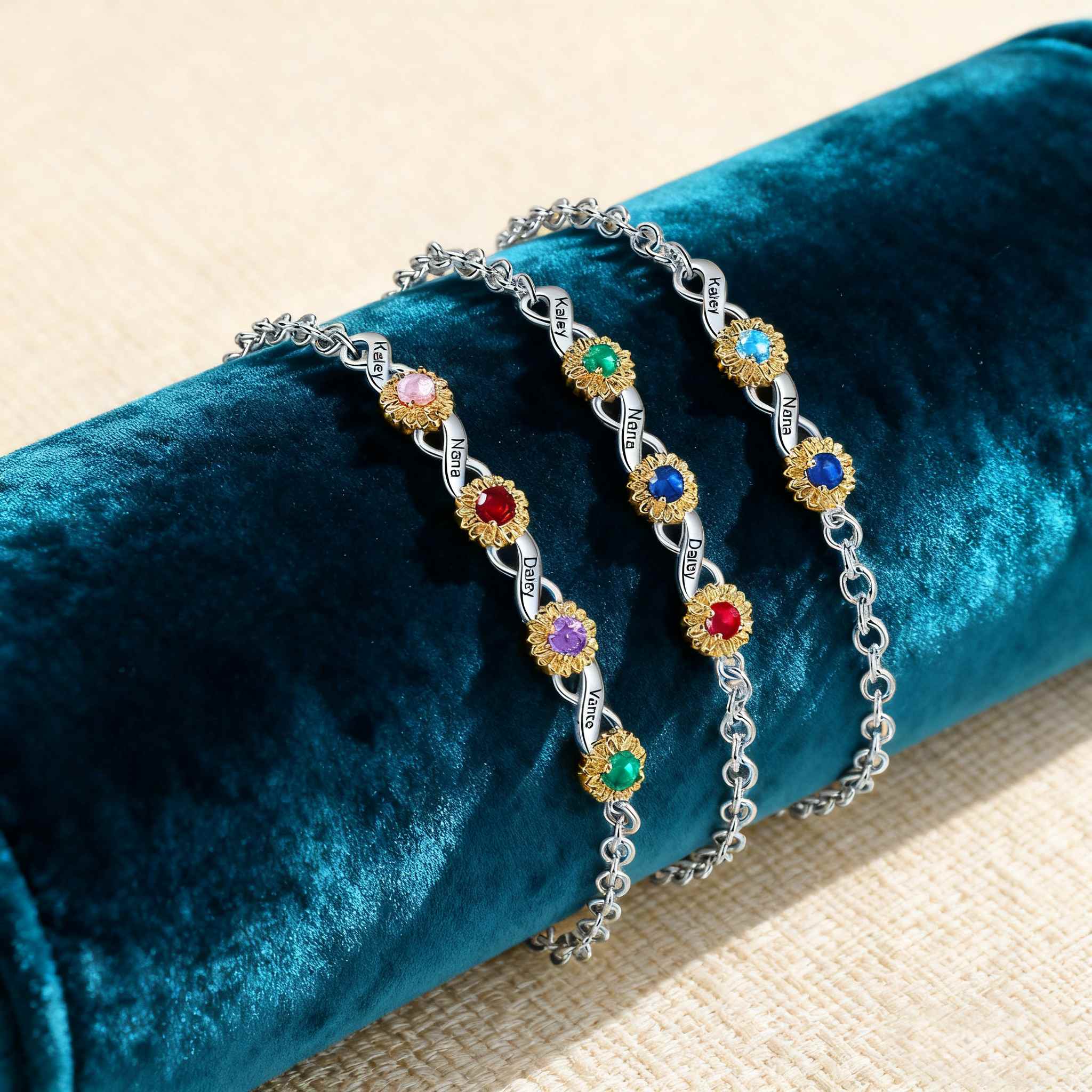 Personalisierte Sonnenblume Infinity Armband mit 2-4 Namen & Geburtssteinen