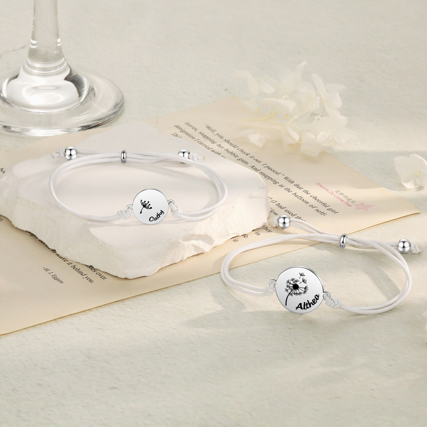 Personalisierte 2 Namen Löwenzahn Armbänder Set mit 2 Ketten Gummiband -Für das Schulkind- Schulanfang Geschenk