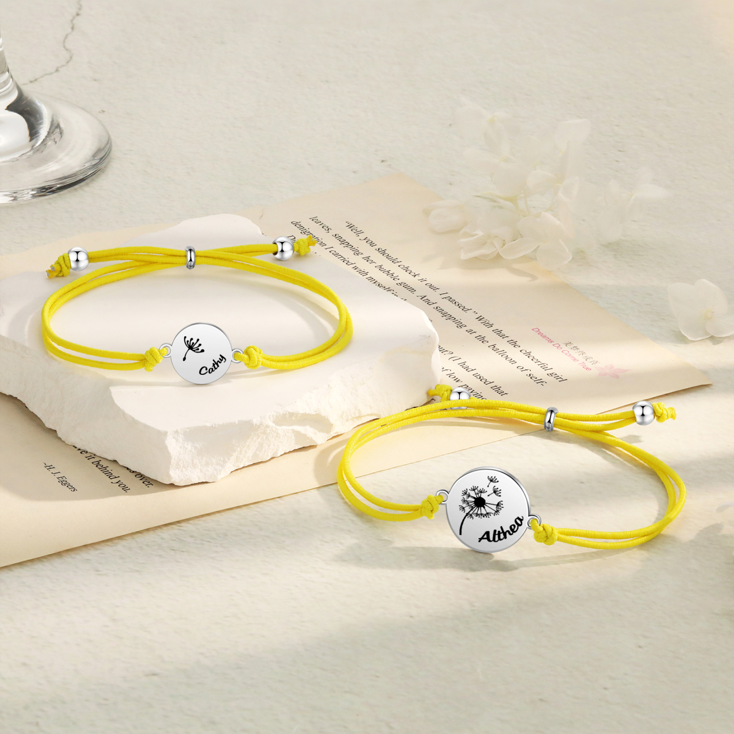 Personalisierte 2 Namen Löwenzahn Armbänder Set mit 2 Ketten Gummiband -Für das Schulkind- Schulanfang Geschenk