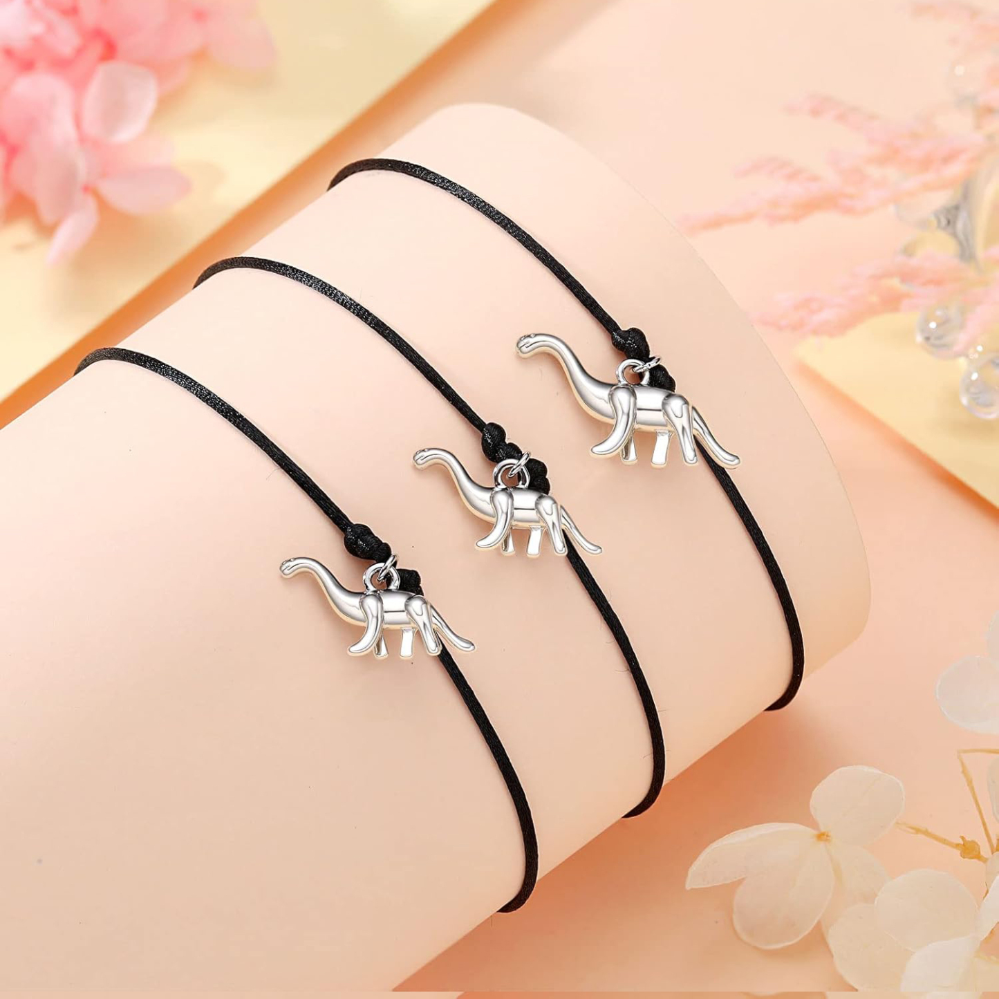 Dinos Armbänder Set mit 3 Ketten Für das Schulkind Vergesst nie, dass ihr stark und mutig seid wie Dinosaurier Schulanfang Geschenk mit Nachrichtenkarte