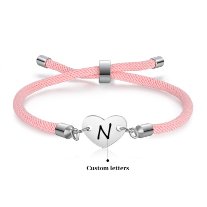 Personalisierter 1 Buchstaben Herz Armband mit Baumwollseil in Schwarz & Weiß & Rosa
