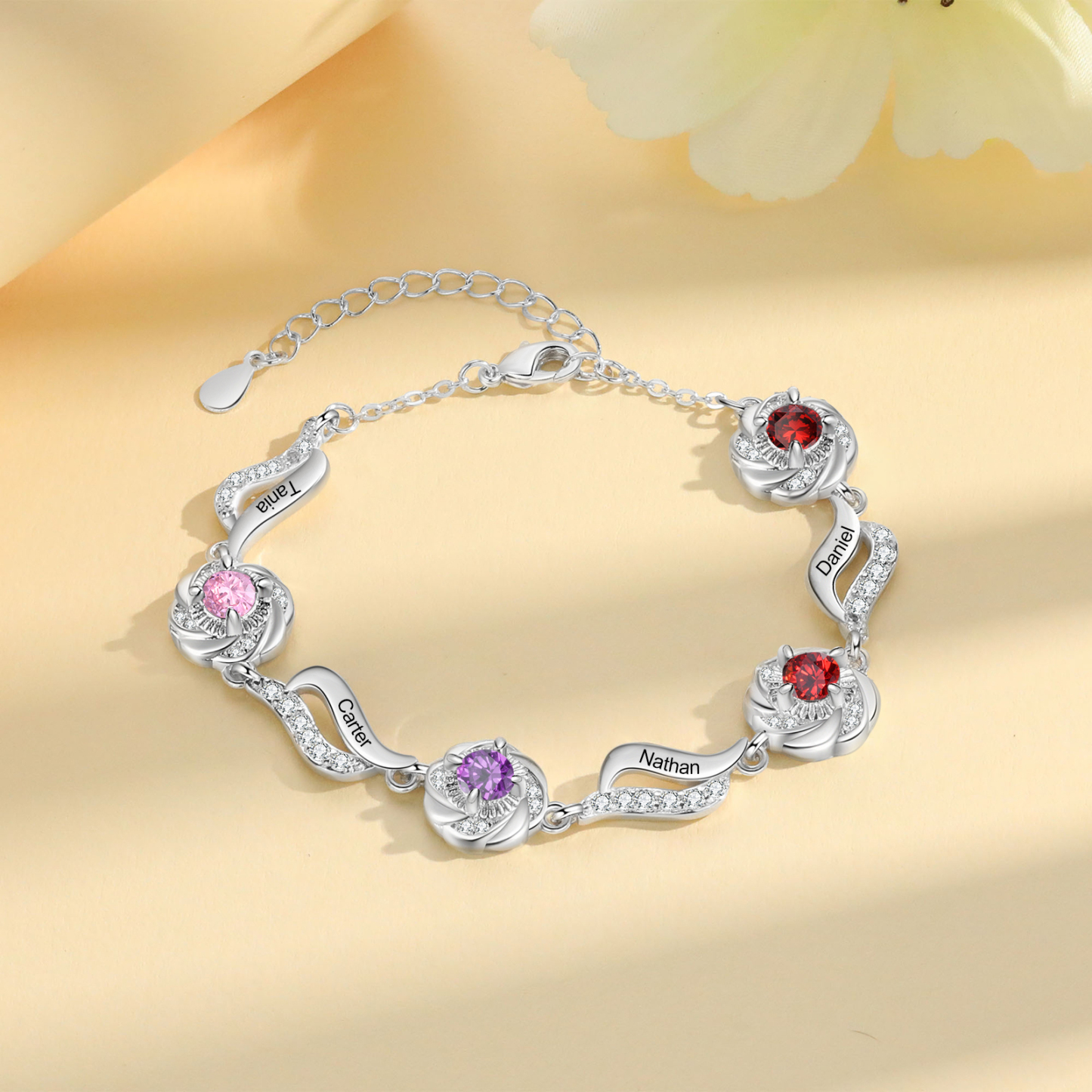 Personalisierte 2- 4 Namen Zirkonia Armband mit 2-4 Geburtssteinen – Einzigartiges Geschenk