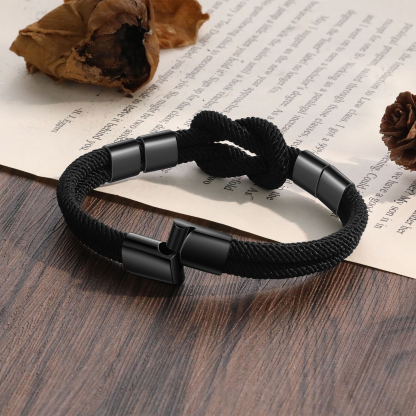 Personalisierte 1-4 Namen Herren Edelstahl & Leder Geflochtenes Armband – Perfektes Geschenk