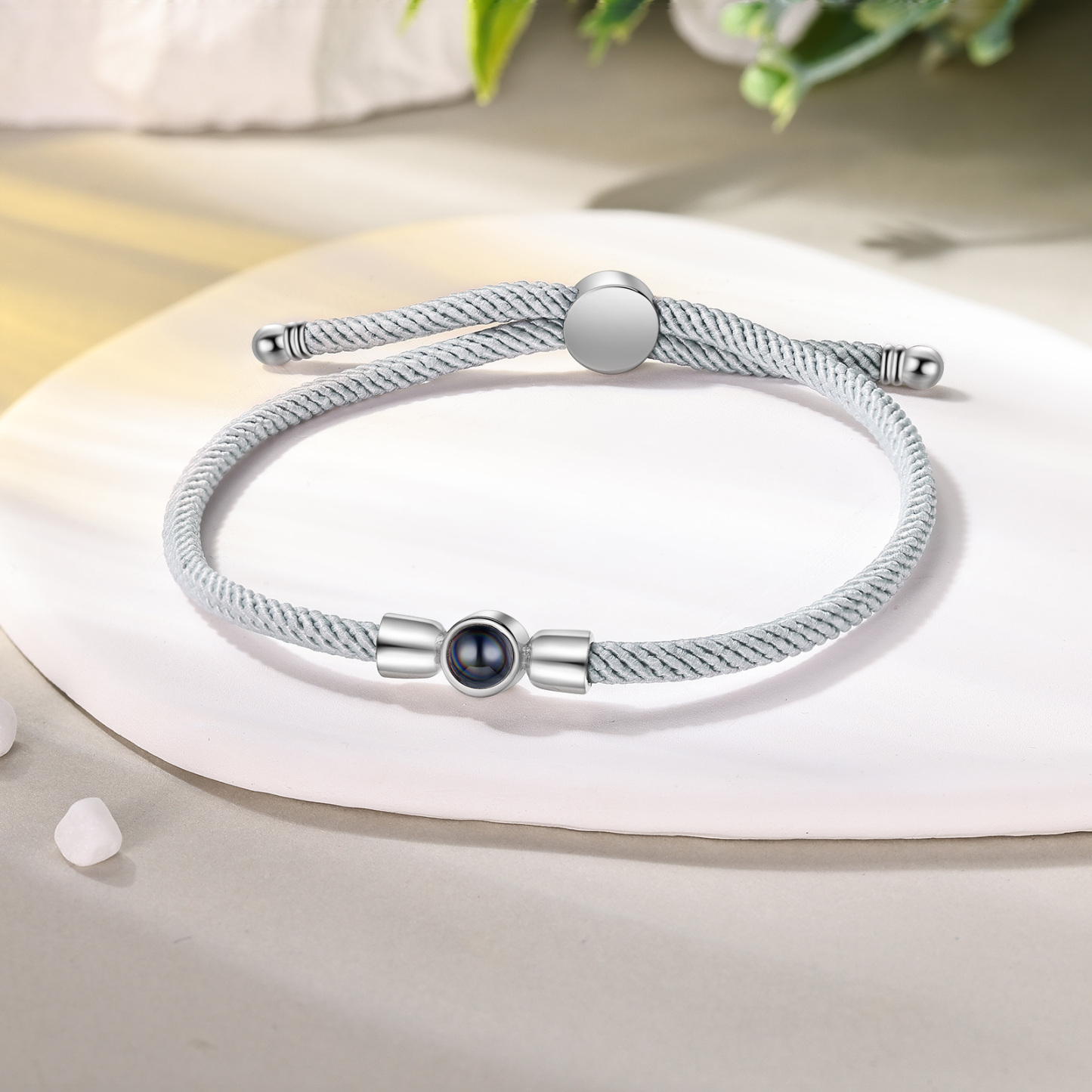 Personalisiertes Foto Projektion Armband mit Schwarz/ Weiß/ Grau geflochtenem Band