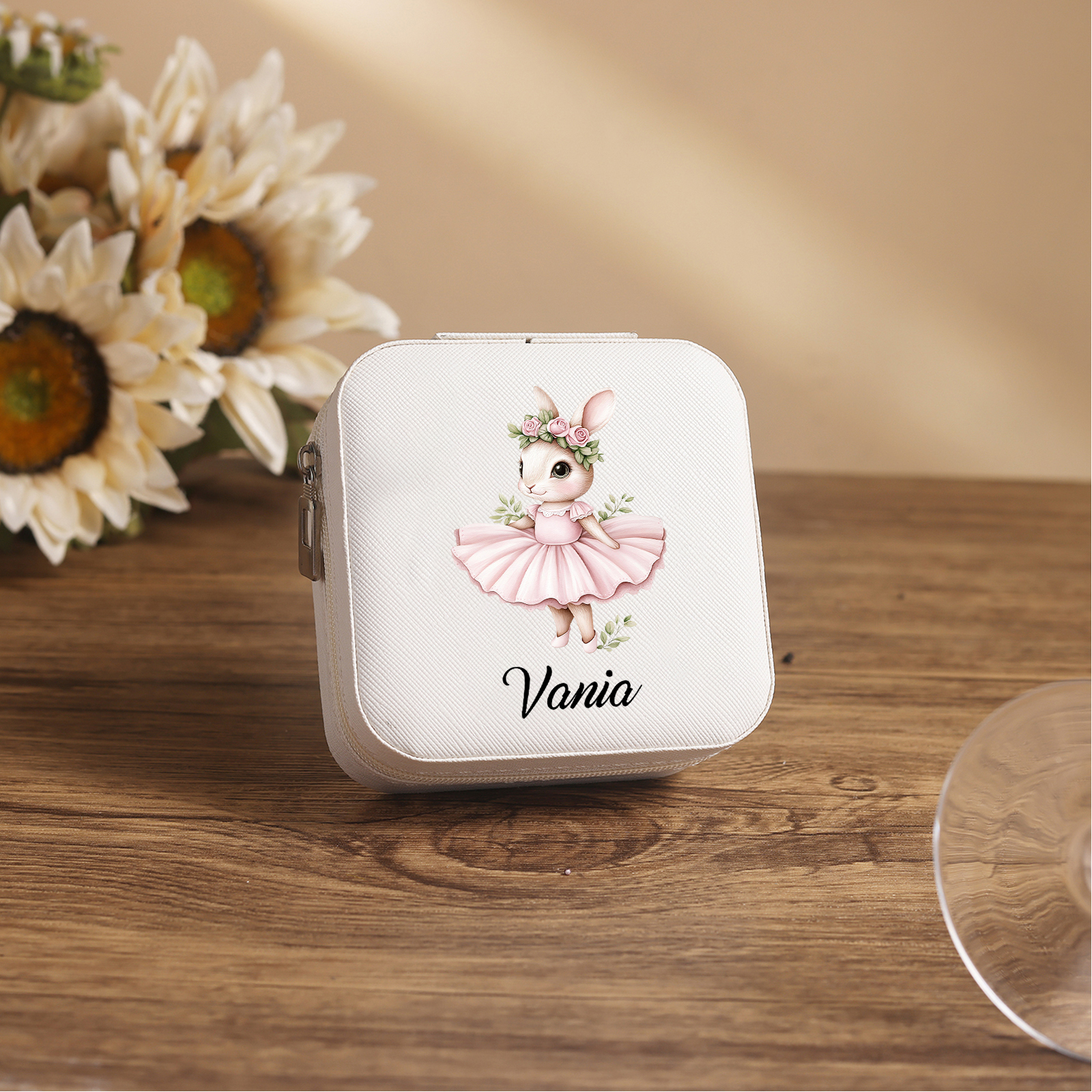 Personalisierter 1 Name Schmuckaufbewahrungsbox mit niedlichem Kaninchen – Tragbare quadratische Schmuckbox PU-Leder