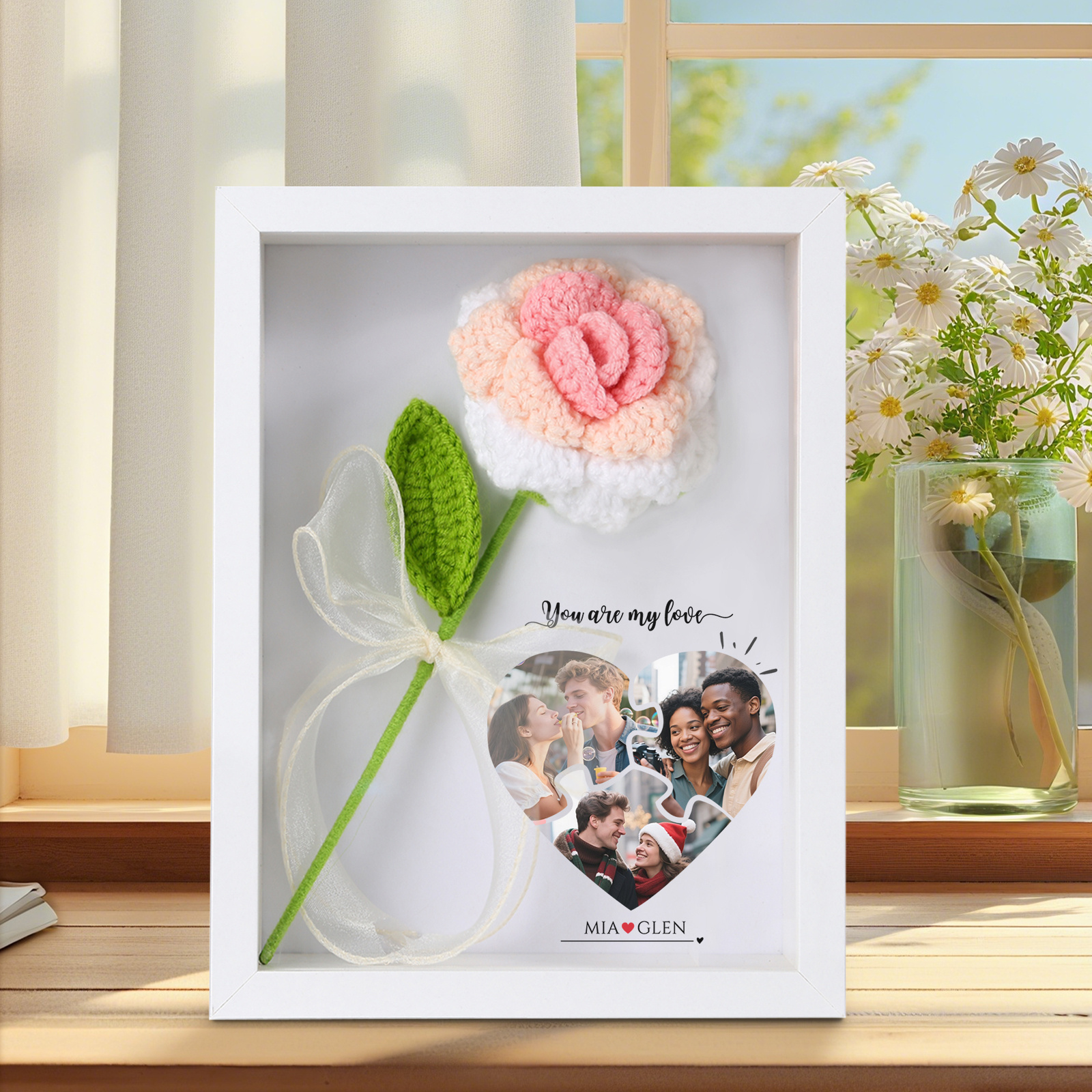 Personalisierter 3D-Rahmen mit Häkelrose für Paare