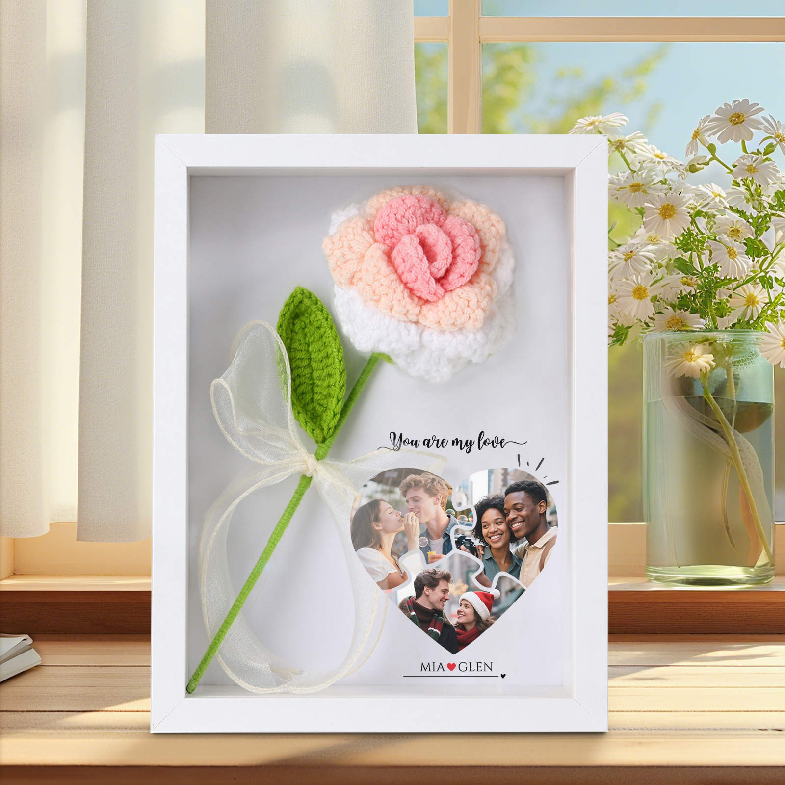 Personalisierter 3D-Rahmen mit Häkelrose für Paare