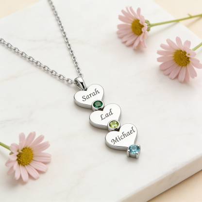 Personalisierte Halskette mit vertikalem Herzanhänger 1 bis 5 Namen und Geburtssteinen Geschenk für Mama oder Freundin