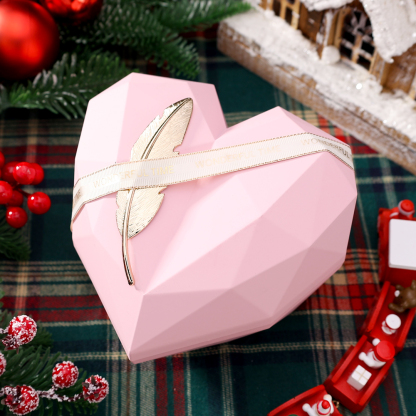 Elegante Damen Herz-Geschenkbox in Weiß/ Rosa/ Schwarz/ Rot