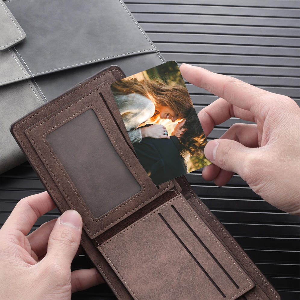 Personalisierte Foto & Name & Buchstabe Geldbörse & Foto & Text Wallet Card & Stift Geschenkbox Set für Mann Freund