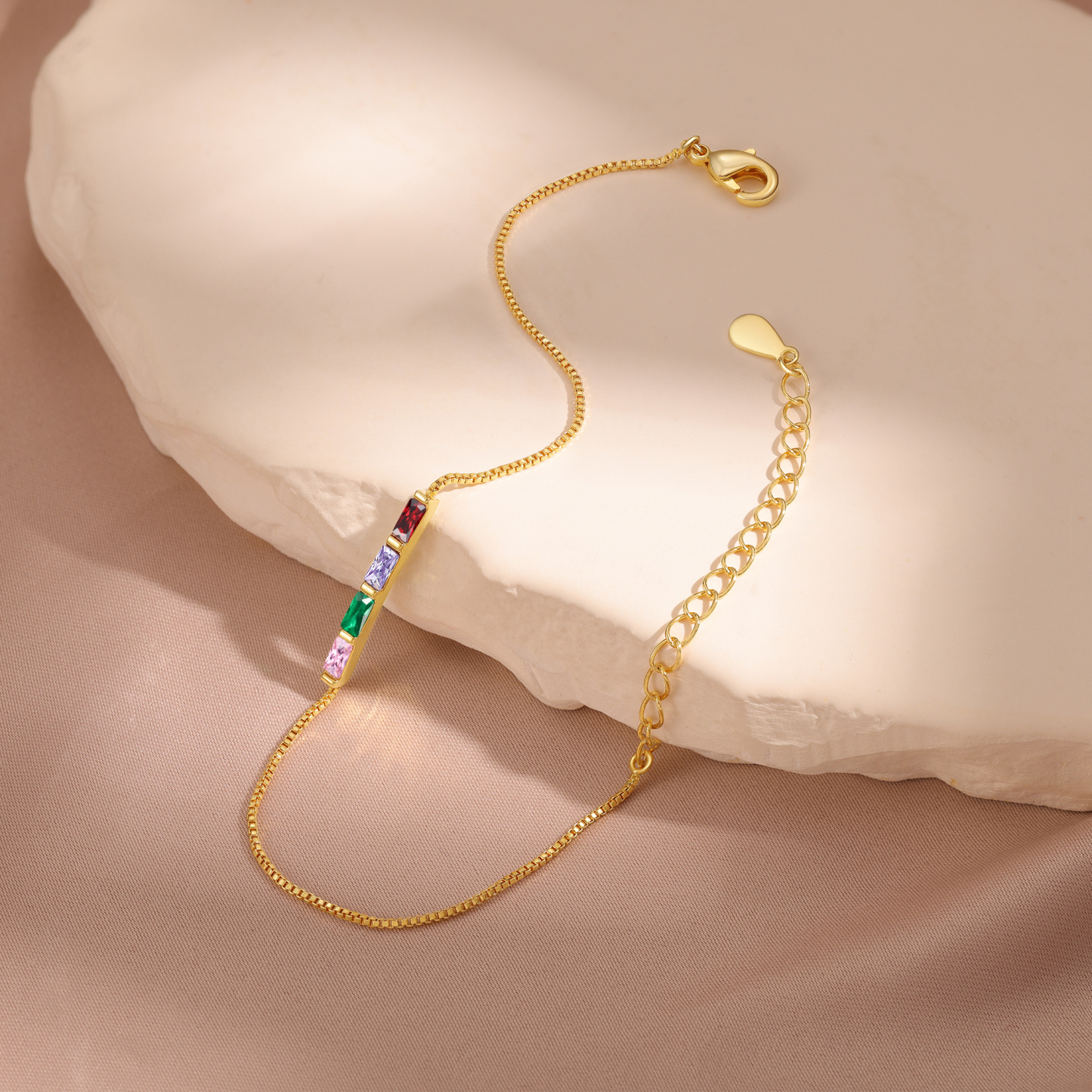 Personalisierbares Armband aus 925er Silber, altvergoldet, mit 2–6 individuellen Geburtssteinen