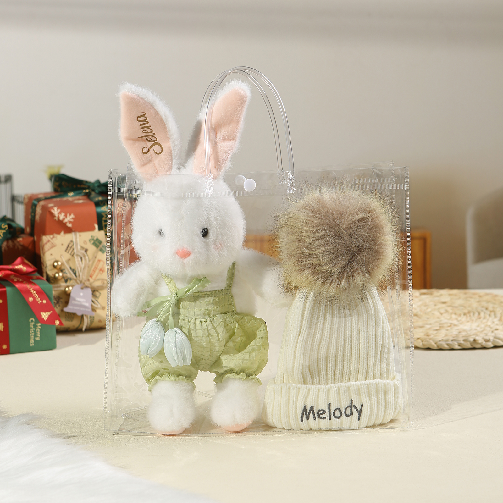 Personalisiertes Set aus Plüschhase und Bommelmütze mit Namensstickerei – Geschenk für Babys und Kinder