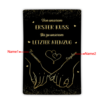 Personalisierte 2 Namen Schwarz Hand-in-Hand Flanell Decke -Von unserem ersten Kuss bis zu unserem letzter Atemzug - Geschenk für Paar