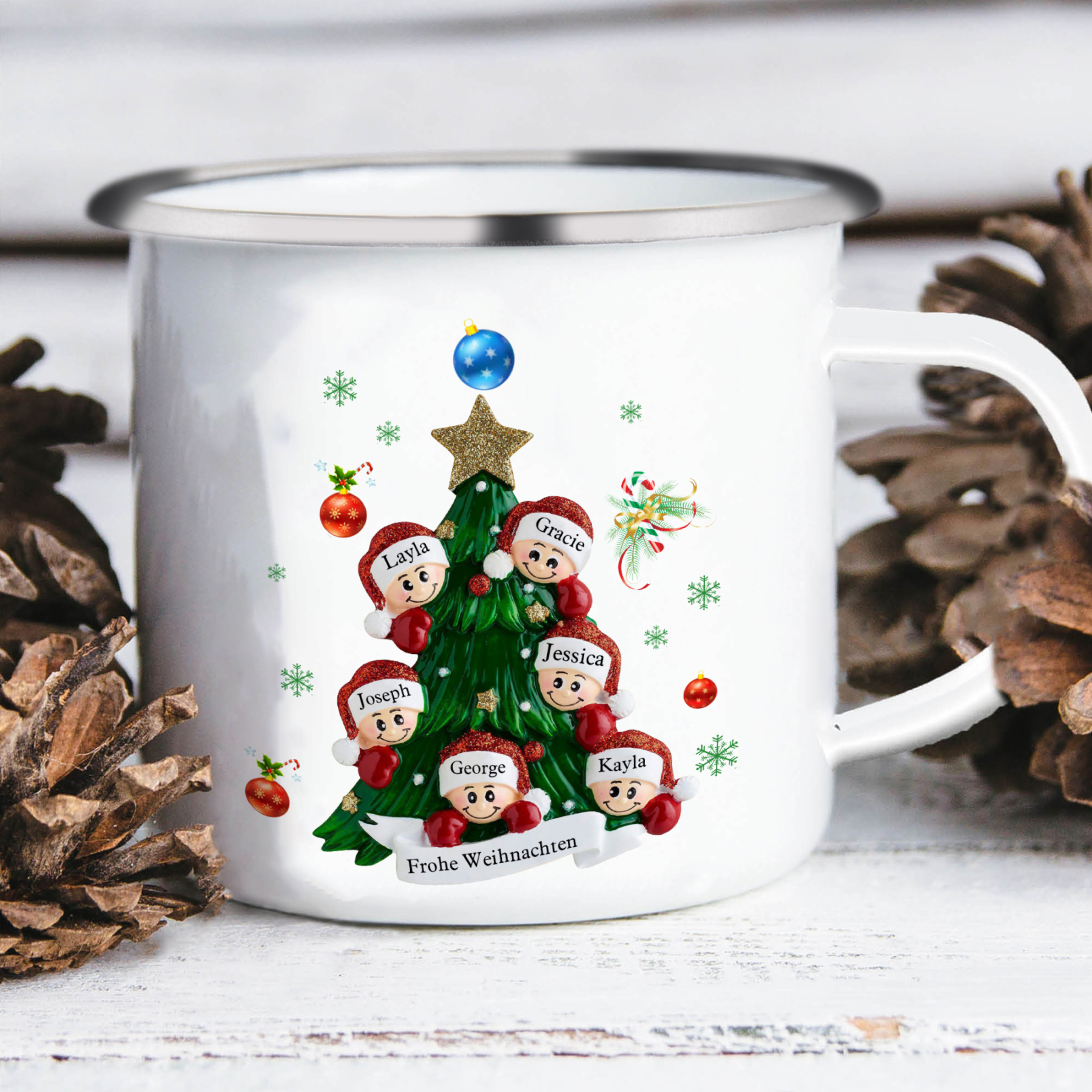Personalisierte 6 Namen & Text Emaille Tasse – Weihnachtsbaum Weihnachts-Emaille Becher