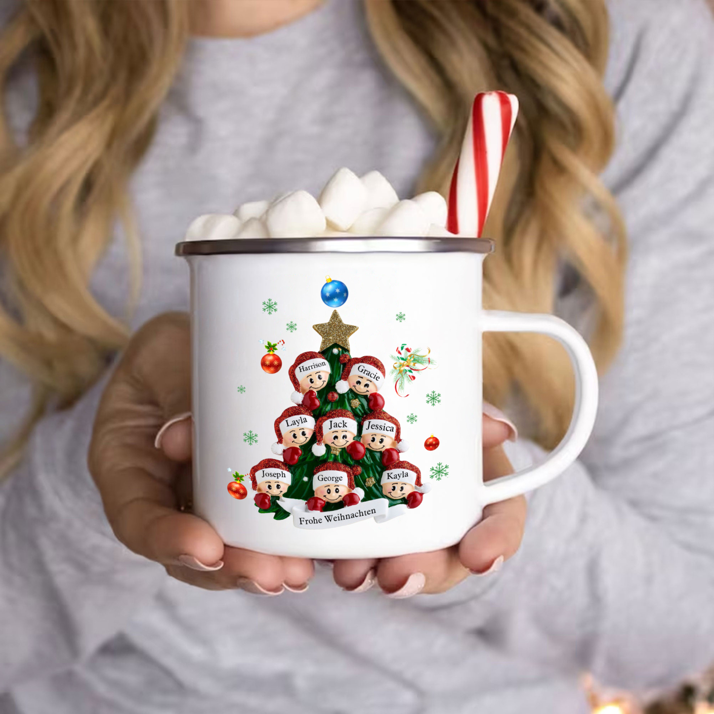 Personalisierte 8 Namen & Text Emaille Tasse – Weihnachtsbaum Weihnachts-Emaille Becher