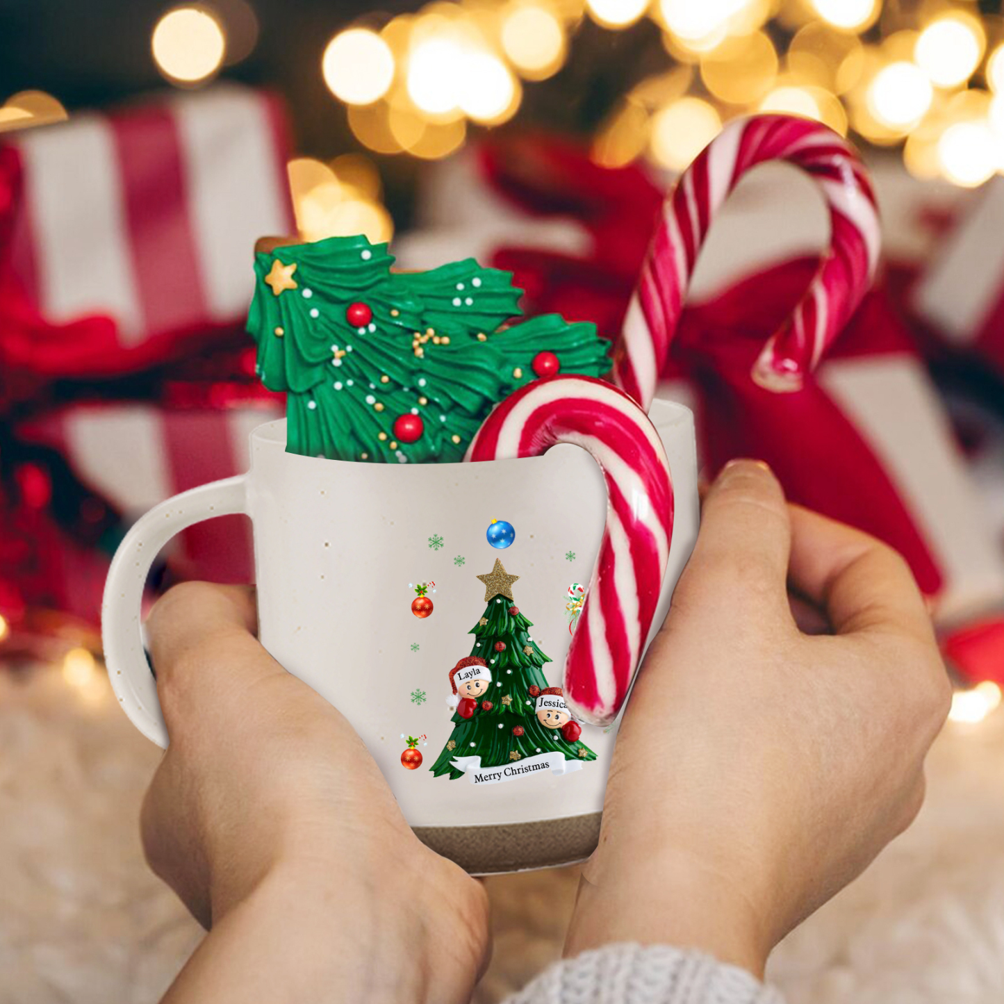 Personalisierbare 2- 6 Namen & Text Keramik Familie am Weihnachtsbaum Weihnachts-Mark-Tasse für Familie