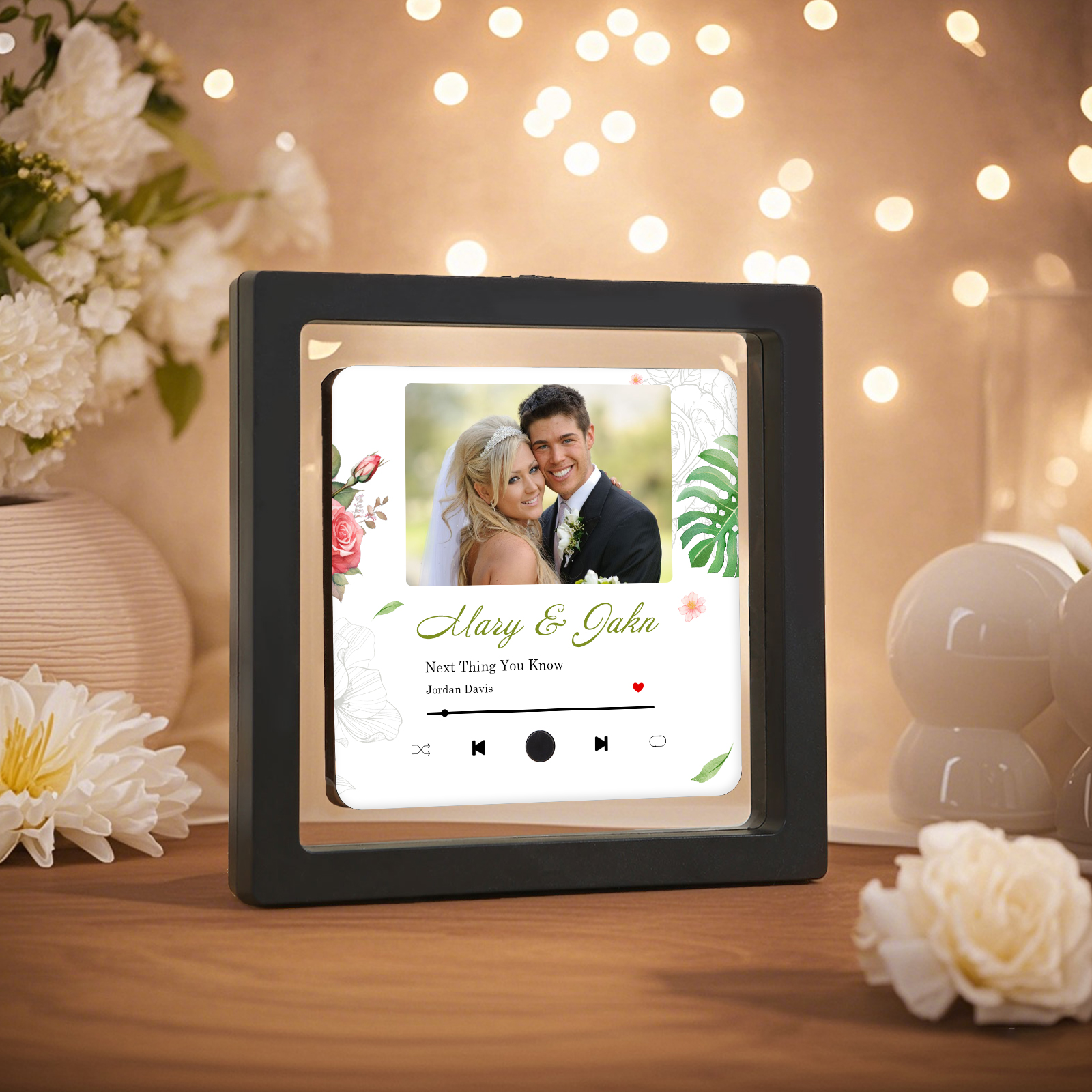 Personalisiertes Foto & 2 Namen & Lied Musikrahmen Herz – Eure Liebe in Bild & Ton – Acryl-Kühlschrankmagnet für Paar