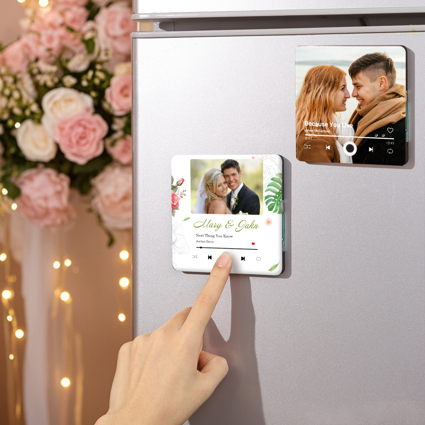 Personalisiertes Foto & 2 Namen & Lied Musikrahmen Herz – Eure Liebe in Bild & Ton – Acryl-Kühlschrankmagnet für Paar