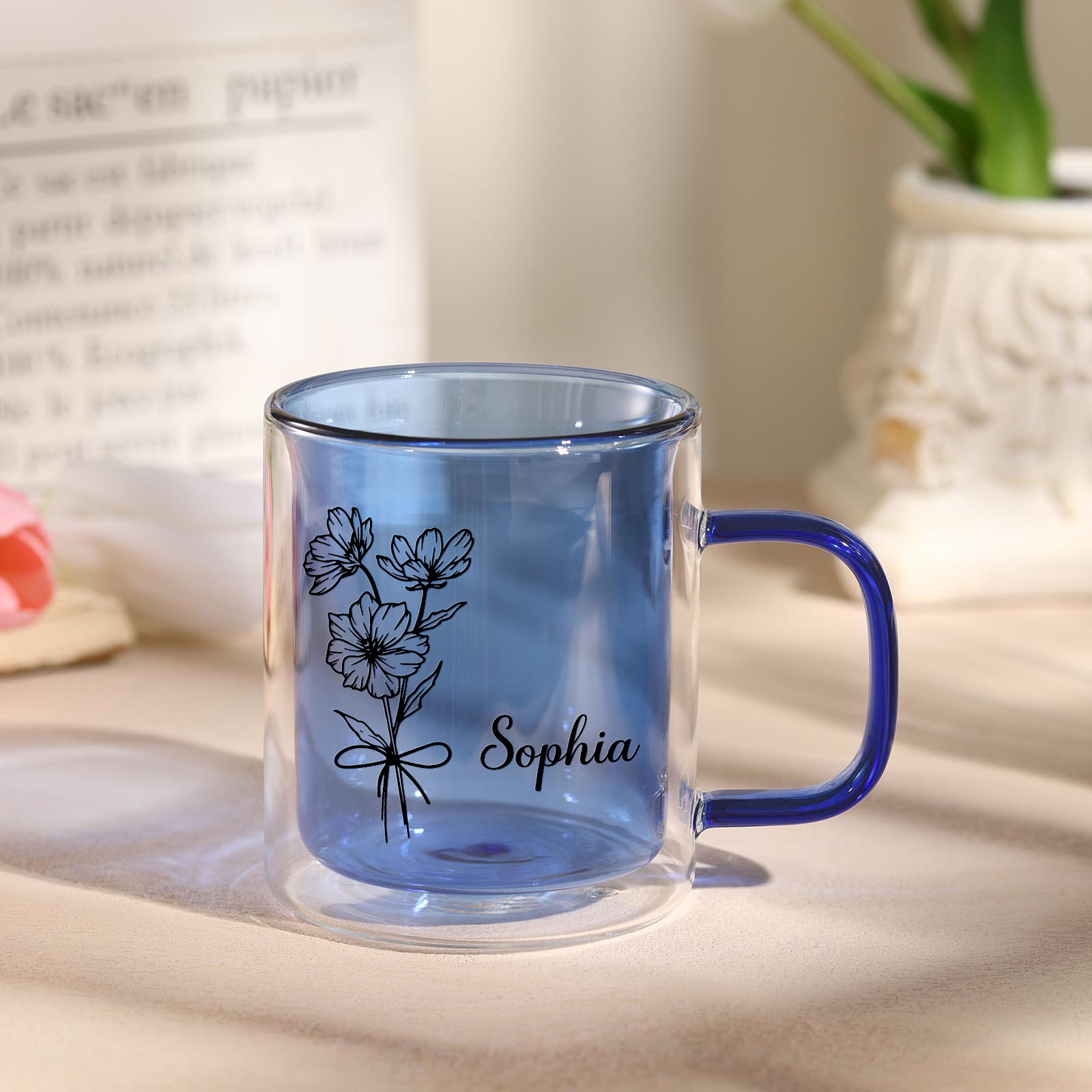 Personalisierte mit Geburtsblume & Namen Glas-Tasse – Die Geschichte von Namen und Blumen