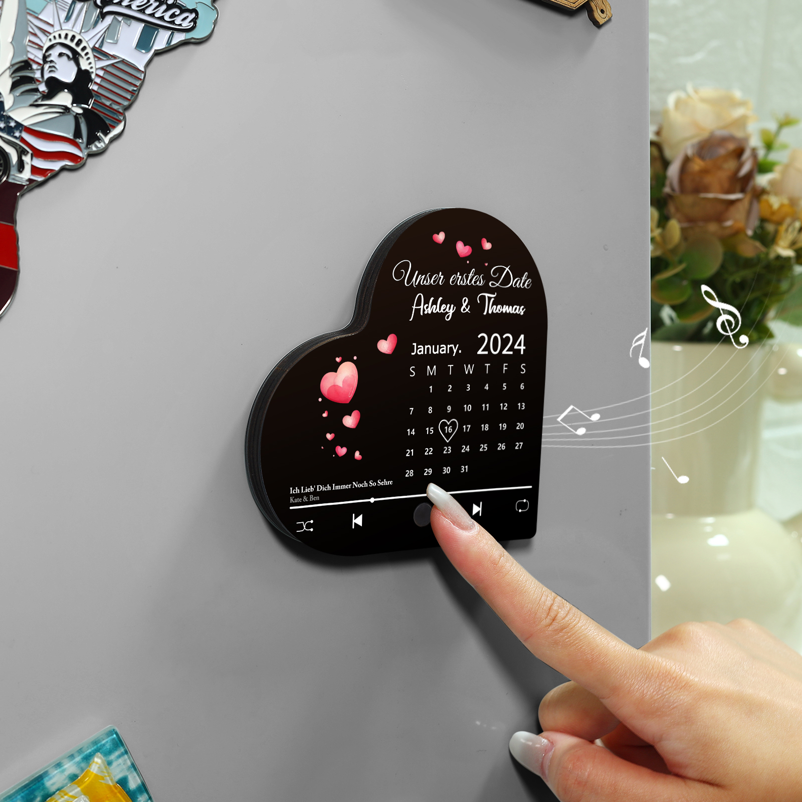 Herz Personalisiertes Lied & Text & 2 Namen & Jahr & Datum Kühlschrankmagnet mit Musikfunktion Geschenk für Paare