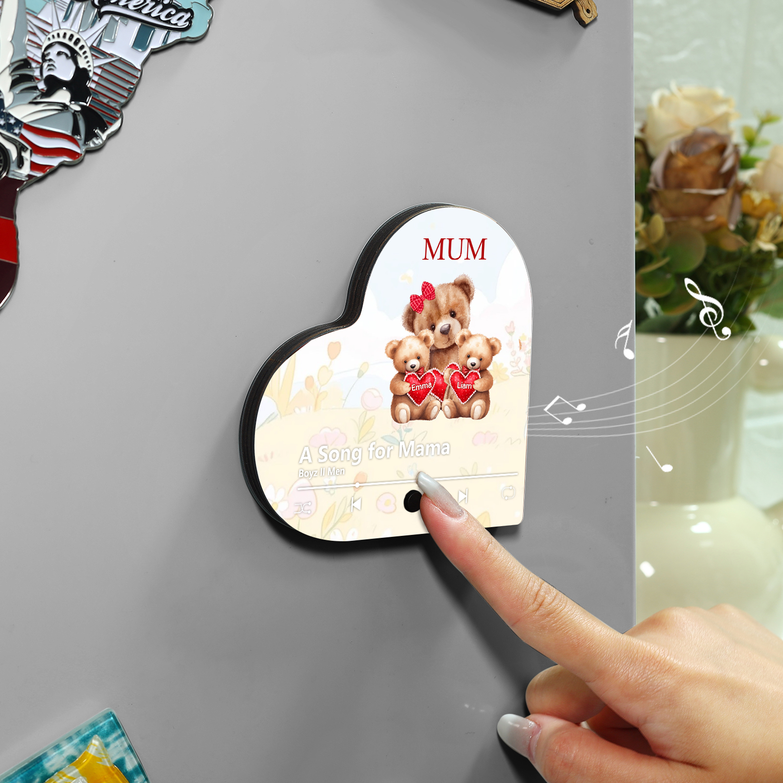 Herz Personalisiertes 2 Namen & Text & Lied farbige Acryl-Holz Kühlschrankmagnet mit Musikfunktion - Geschenk für Mama