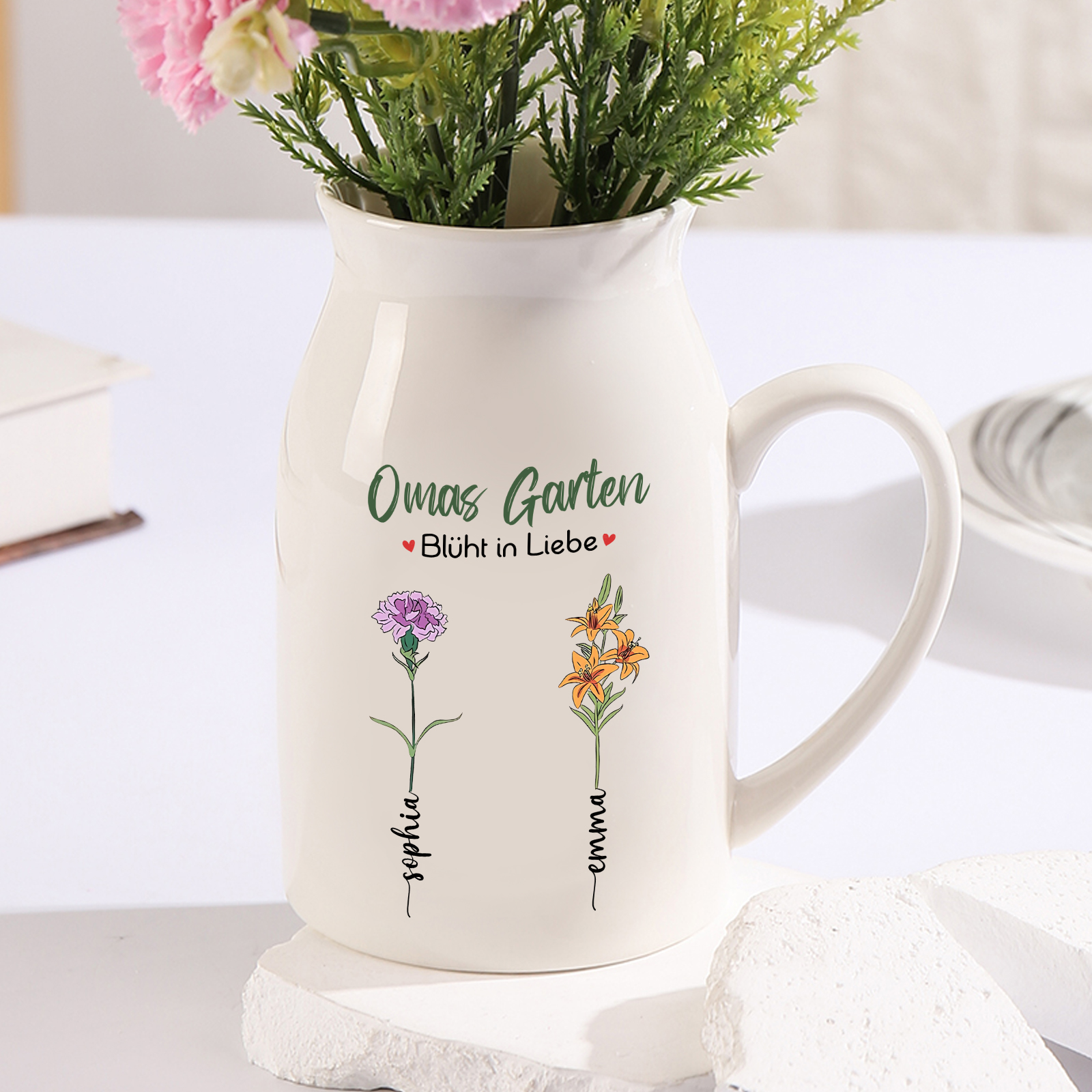 Personalisierte 2 Namen & Text & Geburtsblumen-Omas Garten blüht in Liebe- Gießvase mit Henkel Mama Vase-Pefektes Geschenk für Mama /Oma